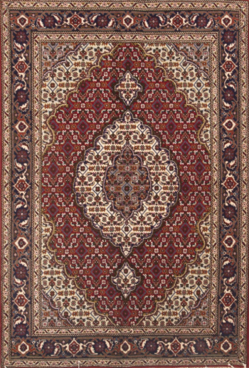 (1051) / 925147-  Persian Tabriz – 5.1 x 3.1ft. Silk & Wool